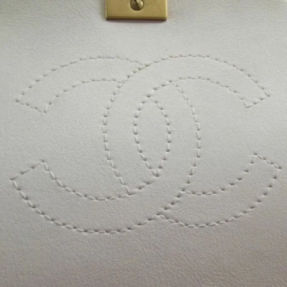 Women Designer Chanel Vintage Flap White Leather &Tweed Shoulder Bag
